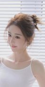 经地方纪委常委会会议研究并报中
